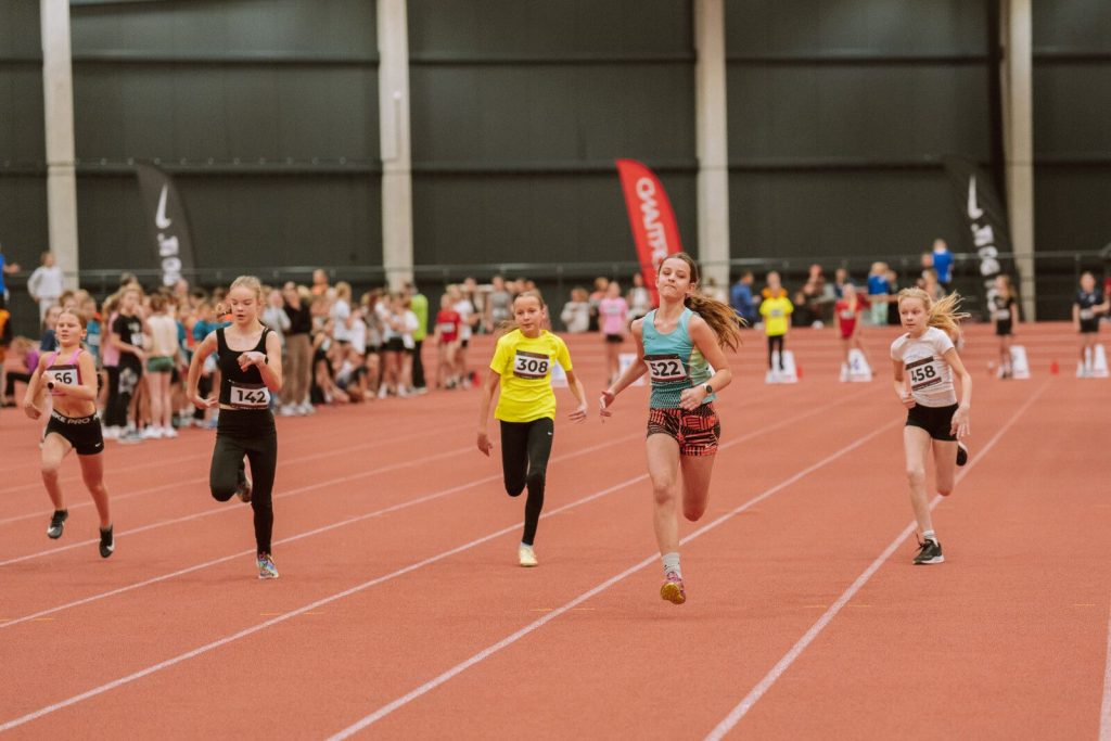 skriešanas sektorā skrien mūsu audzēkne