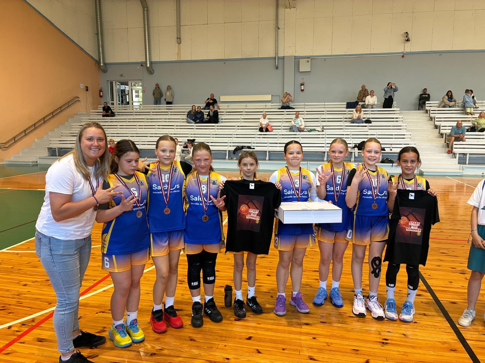U-11 basketbolistes turnīrā “Start The Summer” izcīna 3.vietu